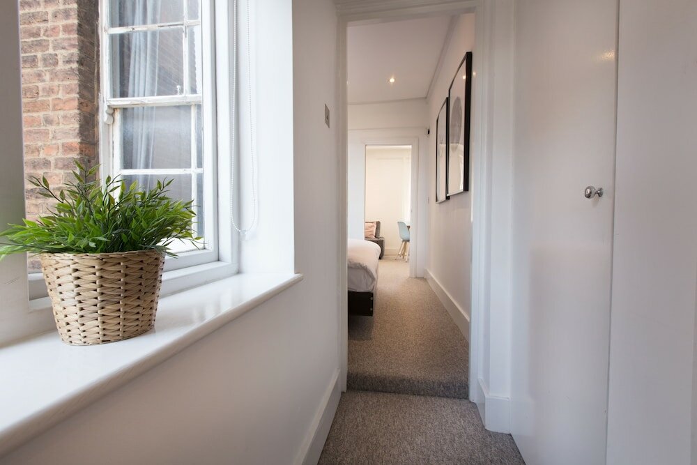 Фото Bayswater Apartments by Allô Housing