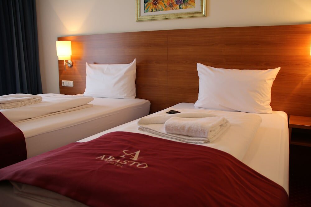 Фото Abasto Hotel Eichenau