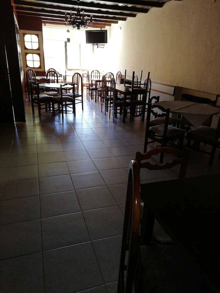 Фото Hostal La Estrada Restaurante