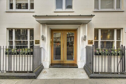 Гостиница Hill Street Mayfair Apartments в Лондоне