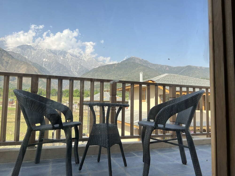 Фото Osho Himalayas