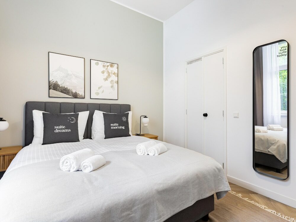 Фото Limehome Amsterdam Hemonystraat