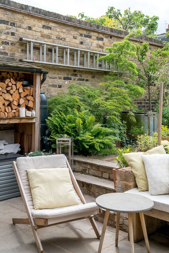 Фото Altido Contemporary 2-Bed House W Private Garden