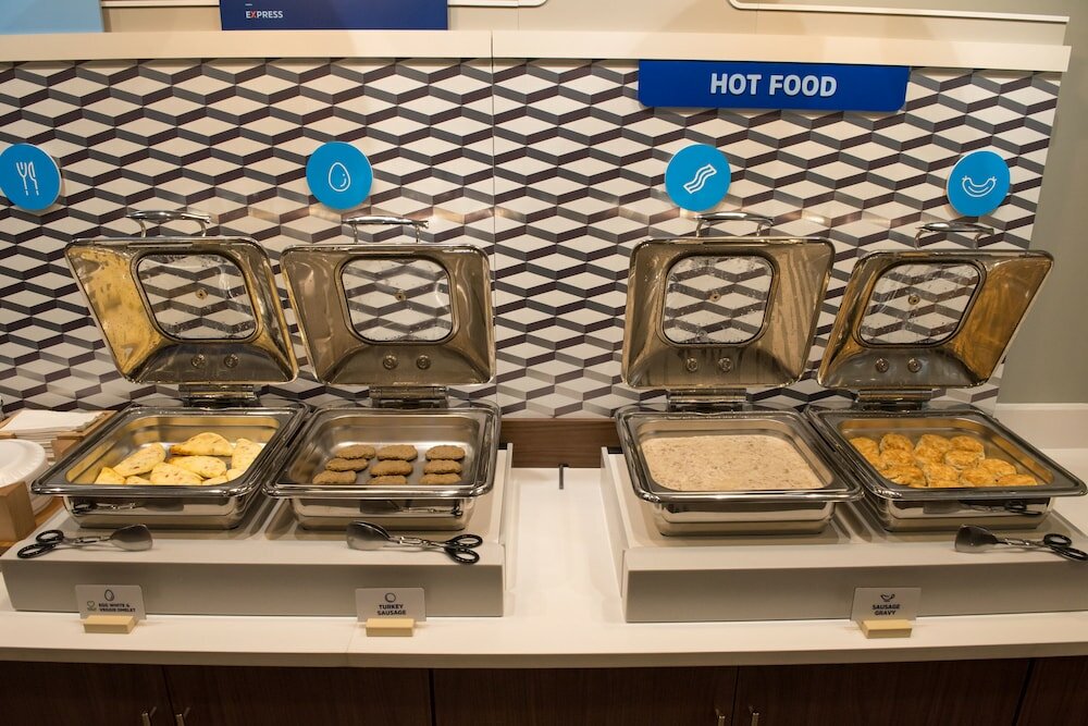 Фото Holiday Inn Express & Suites Louisville N - Jeffersonville, an Ihg Hotel