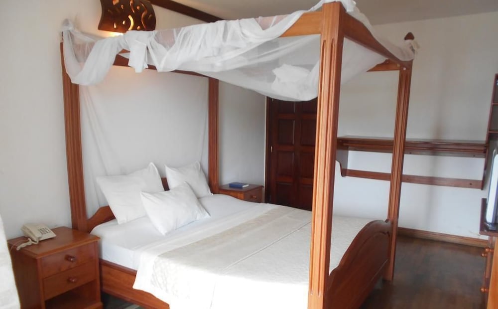 Фото Hostellerie De La Sanaga