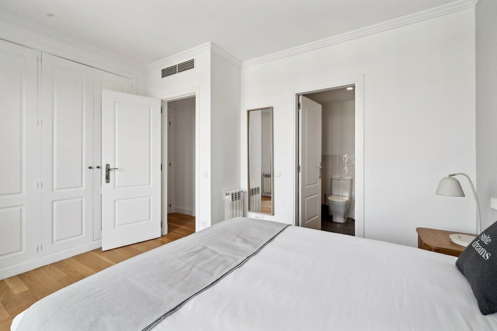 Фото Limehome Madrid Calle de Nuñez de Balboa