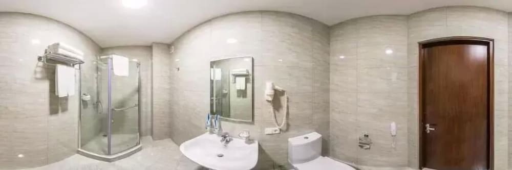 Фото Royal Petrol