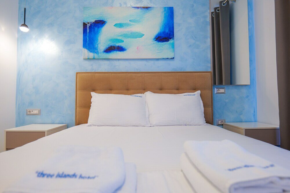 Фото 3 Island Hotel