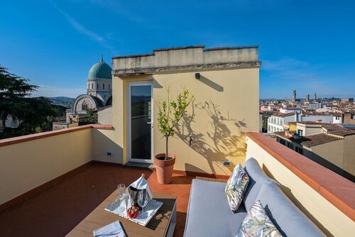 ApartmentsFlorence-Florentine Penthouse