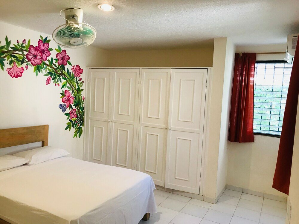 Фото Casa Bugambilias Cancun - Hostel