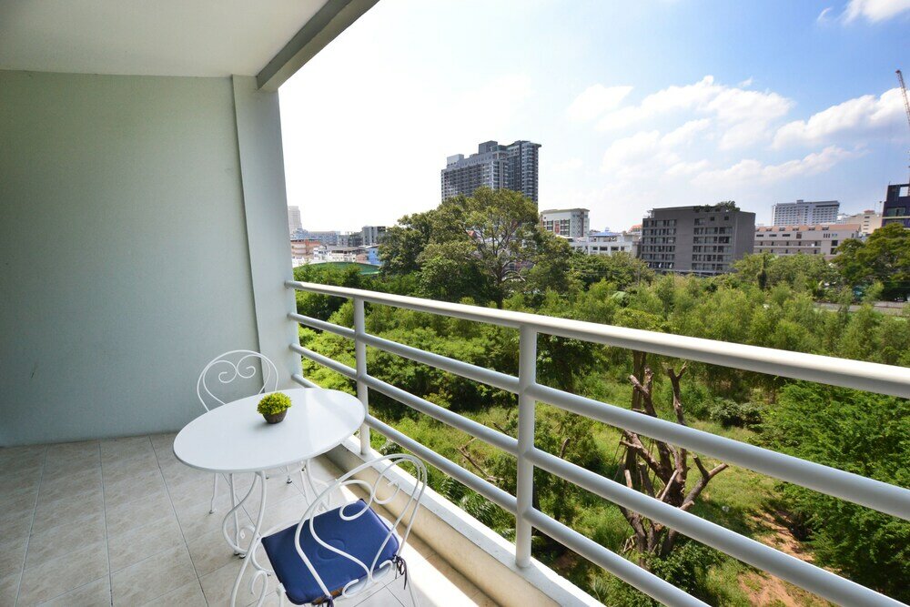 Фото Condo Express View Talay 6