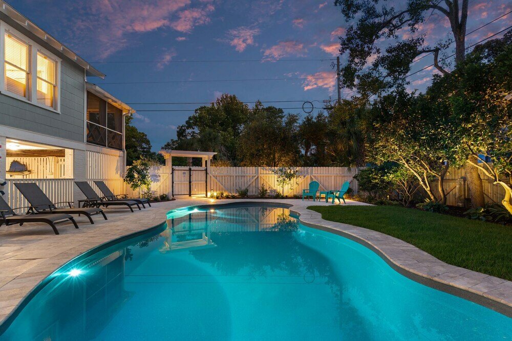 Фото Butler Beach Cottage