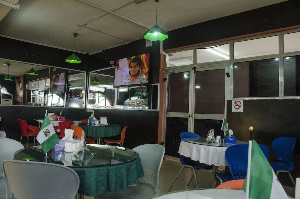 Фото Fountain Suites