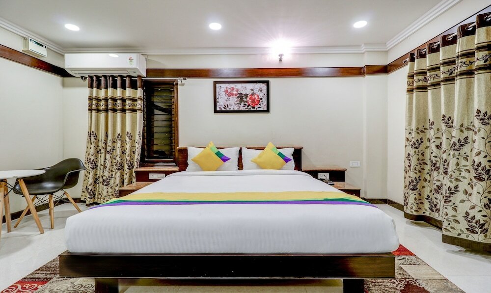 Фото Jade Blue Suites