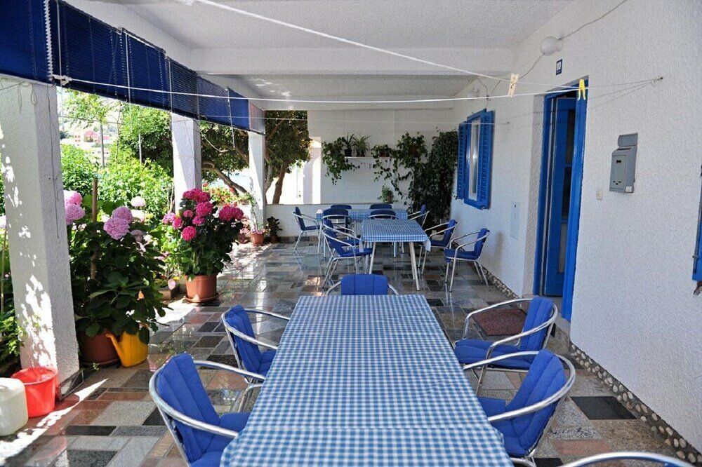 Фото Draga - 15 m From Pebble Beach - A2