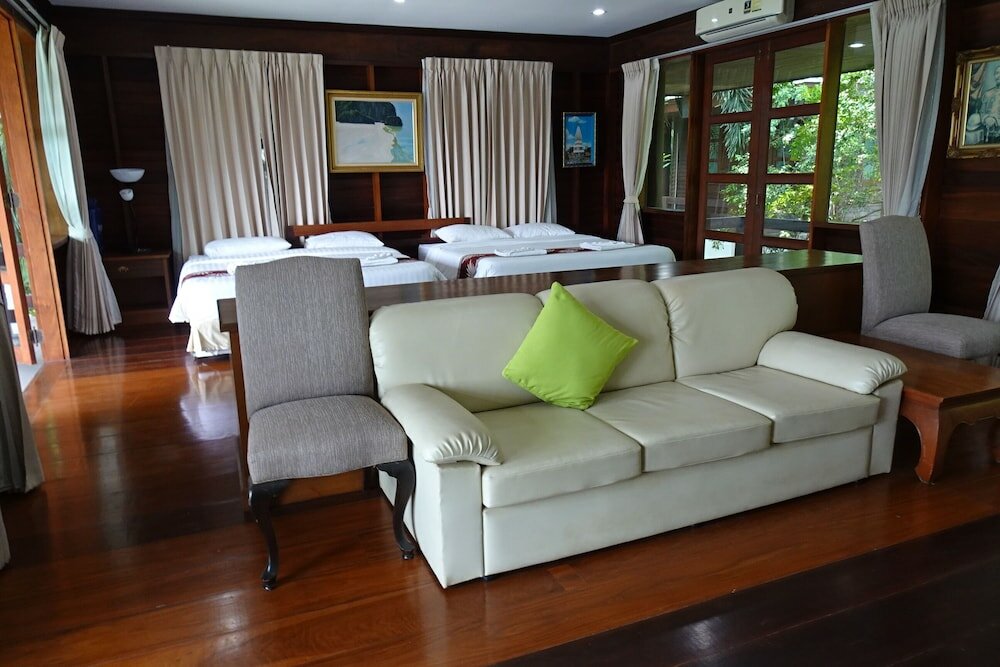 Фото West Wonder Riverside Resort