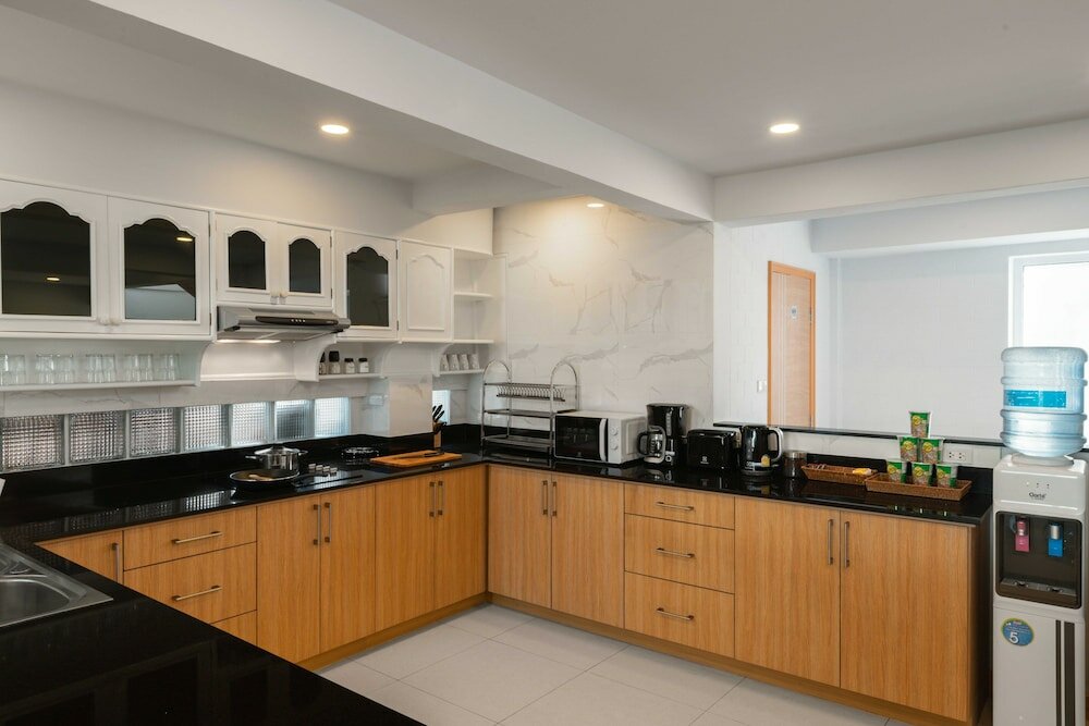 Фото Luxury Pool Villa 6br