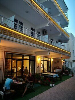 Гостиница Yurekli Apart Otel в Лапсеки