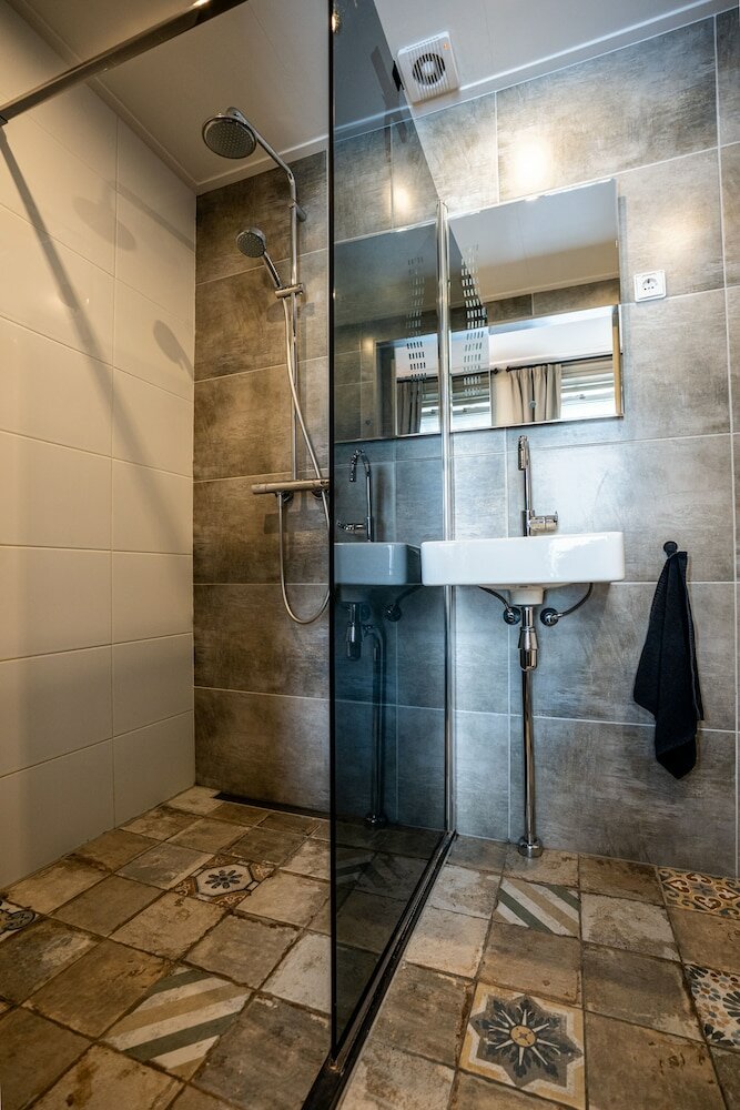 Фото The Aquarium