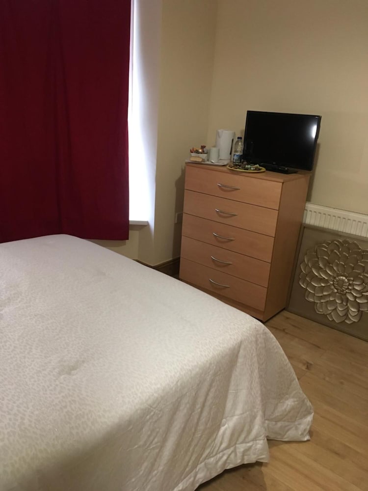 Фото Oxford City Guest House