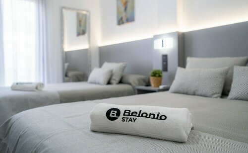 Гостиница Stay Belonio в Малаге