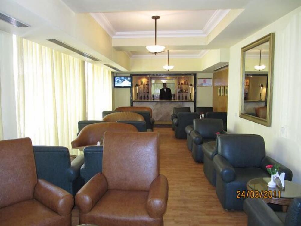 Фото Hotel Ritz Plaza