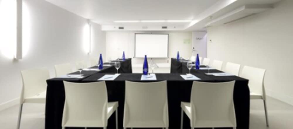 Фото Hotel Eurostars Central