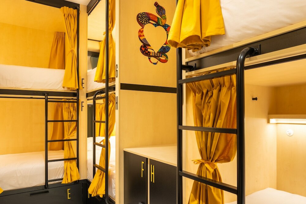 Фото Petit Hostel Palacio Real