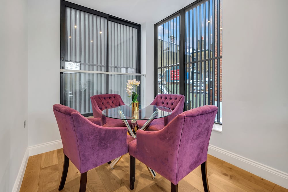 Фото Three Bed Spacious Apartment in Dalston