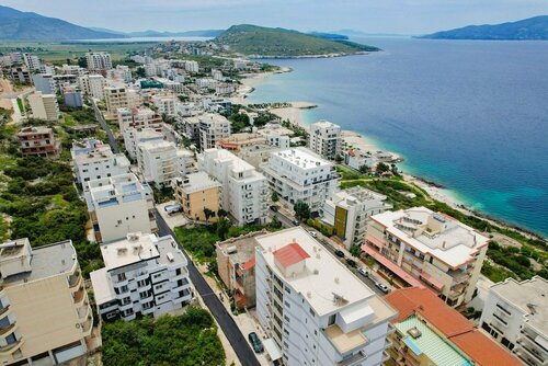 Апартаменты Hotel Eleana
