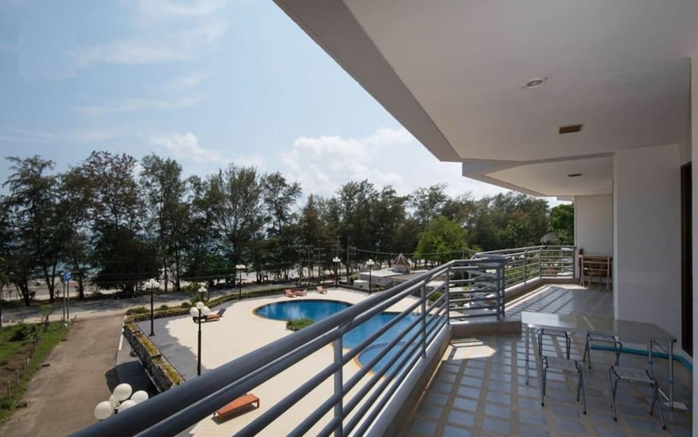 Фото The Royal Rayong by Nun