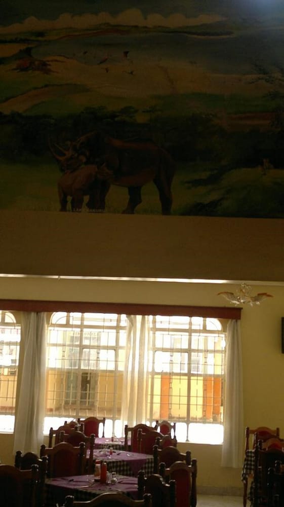 Фото Cool Rivers Hotel