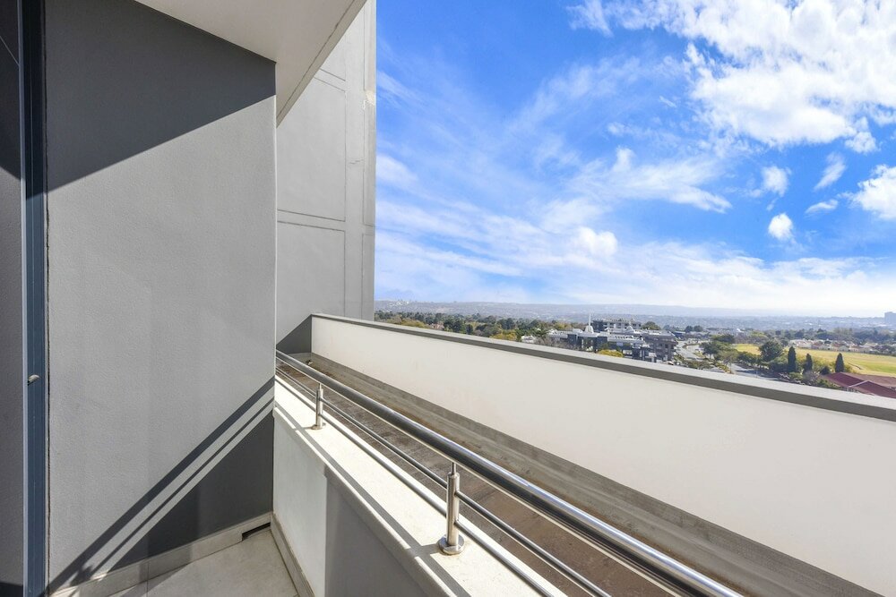 Фото Illovo Central Apartments