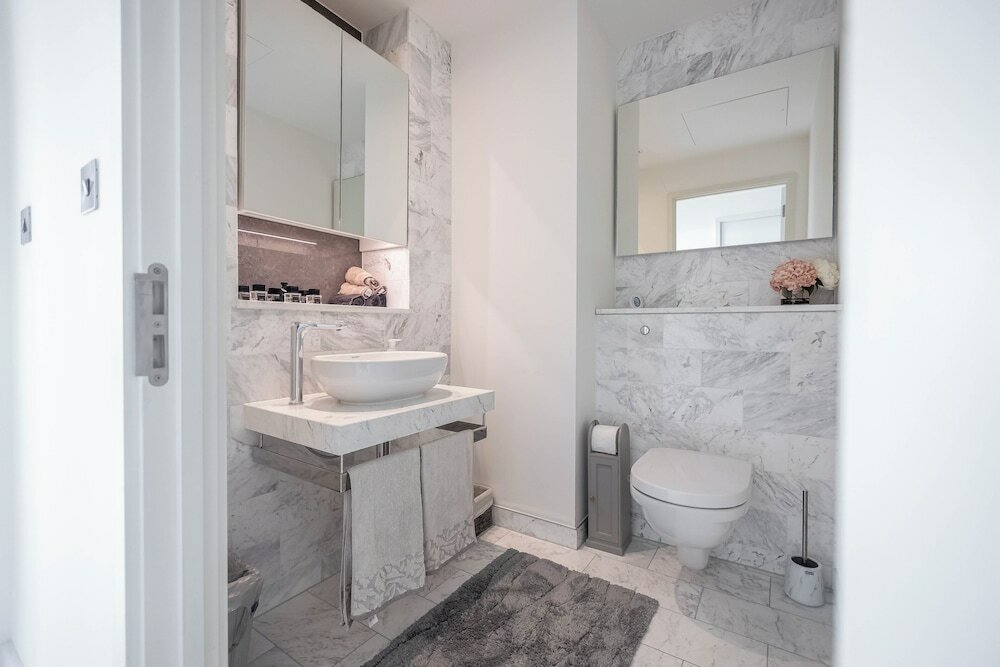 Фото Three Bed City View near Billingsgate