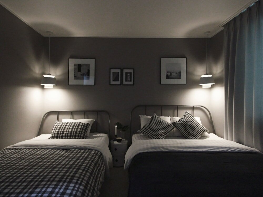 Фото Neat House Hongdae