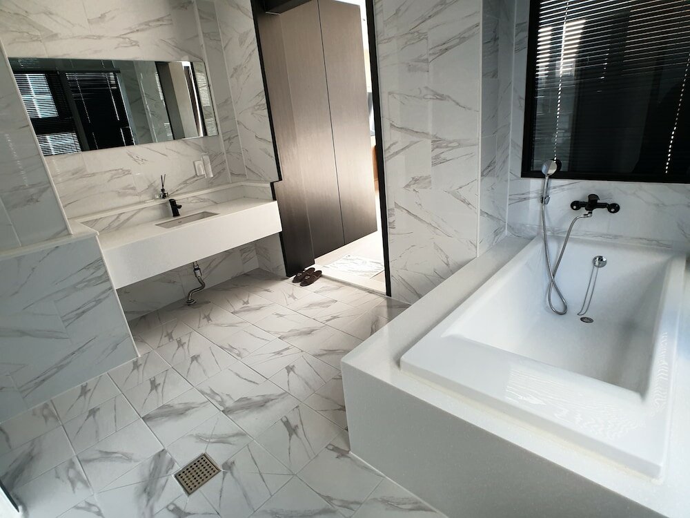 Фото Gray 193 Hotel