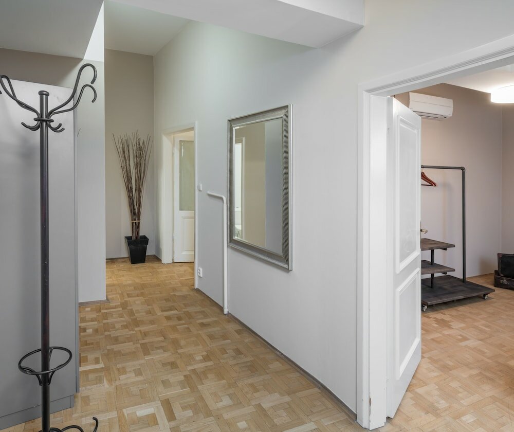 Фото 6 Continents Apartments by Adrez Living