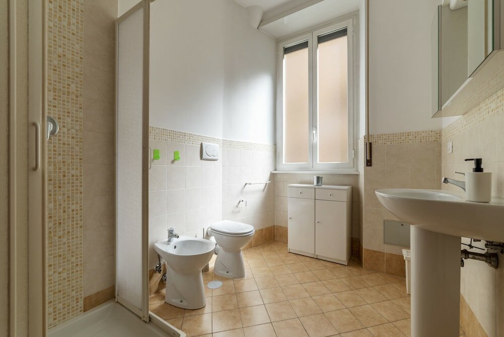 Фото Piazza Re di Roma Apartment