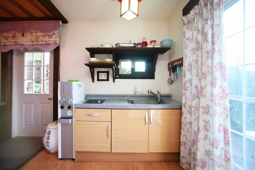 Фото Jeongseon Haetbinnuri Pension