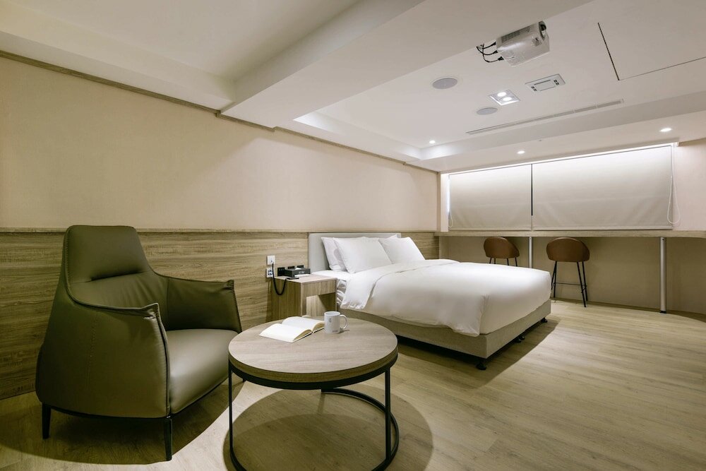 Фото Spring's Rhapsody Hotel