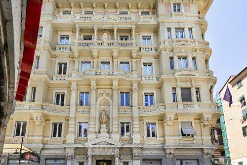Гостиница The Liberty Rooftop Terrace by Wonderful Italy в Генуе