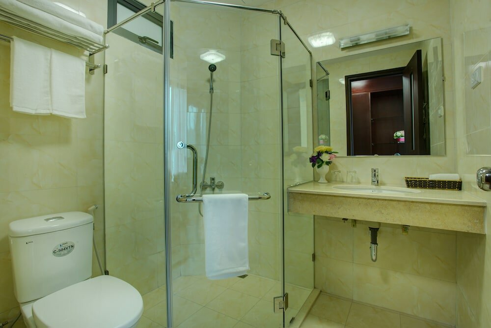 Фото Khach San Tqt2