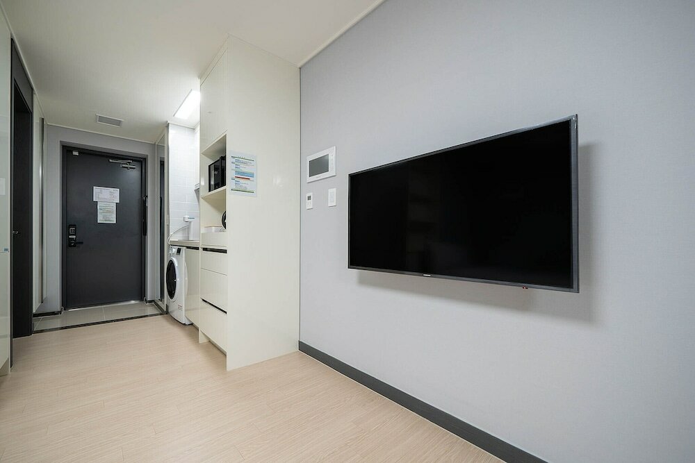 Фото Yeosu Myoungga Hotel