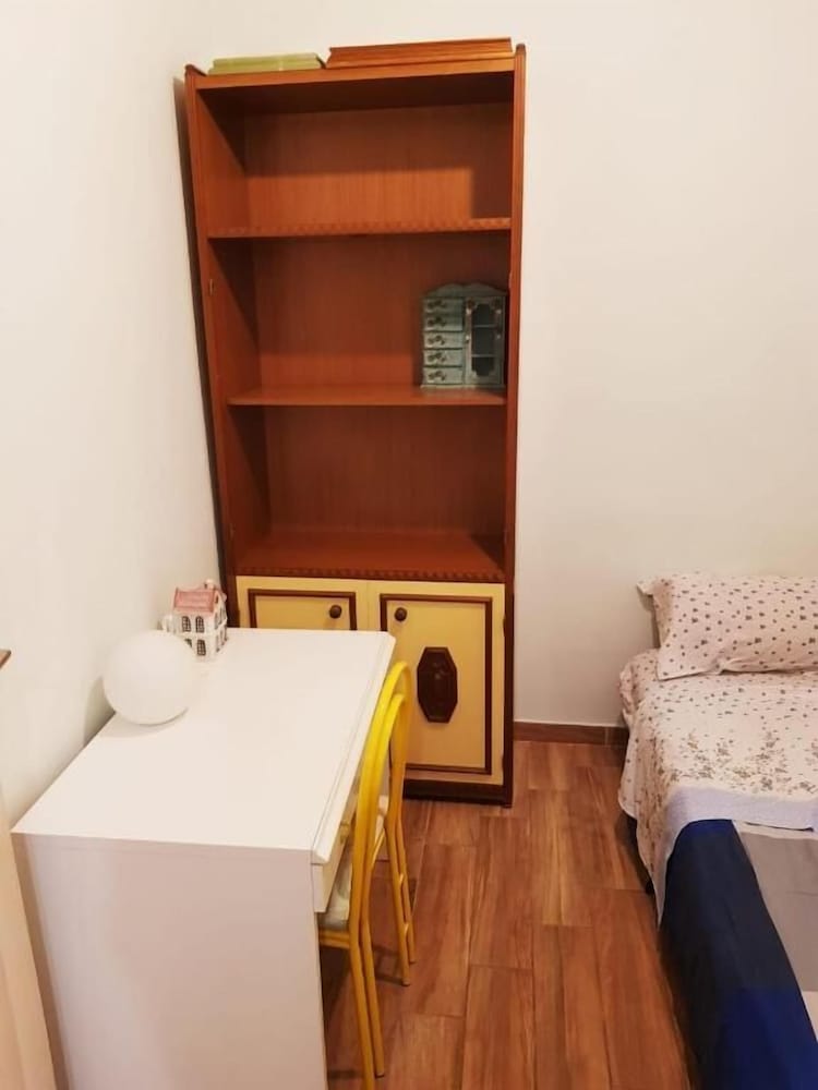 Фото Cozy Rooms Rome