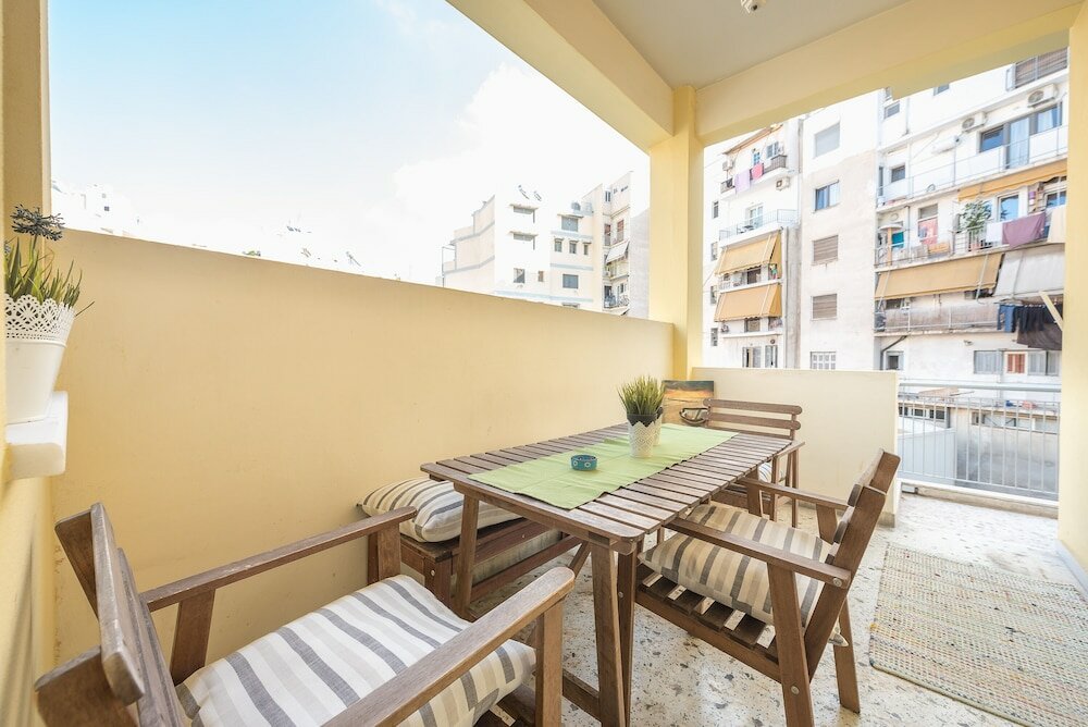 Фото Spacious Acropolis Home by CloudKeys