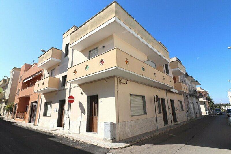 Апартаменты Central Apartment With Wi-fi, Air Conditioning And Balcony Pets Allowed