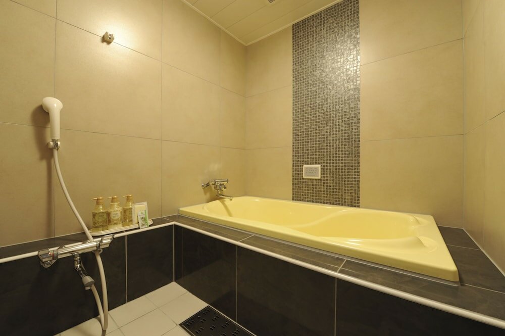 Фото Hotel Iris - Adult Only