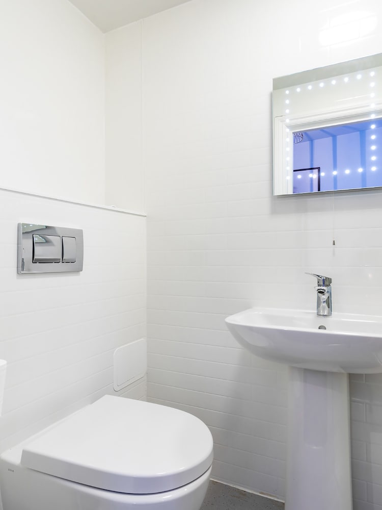 Фото Oyo Townhouse Apollo, Hyde Park