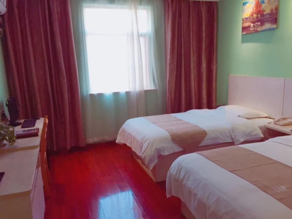 Фото GreenTree Inn Shanghai Songjiang District Sijing Town Sijing Metro Station Express Hotel