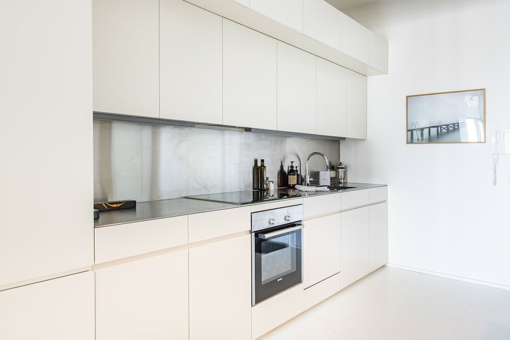 Фото By The Pier apartments - Into This Place